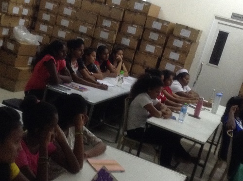 img_3351PICASSO GARMENT REPAIR SERVICES: WORKSHOP FOR ALL STAFF – 19-01-2019